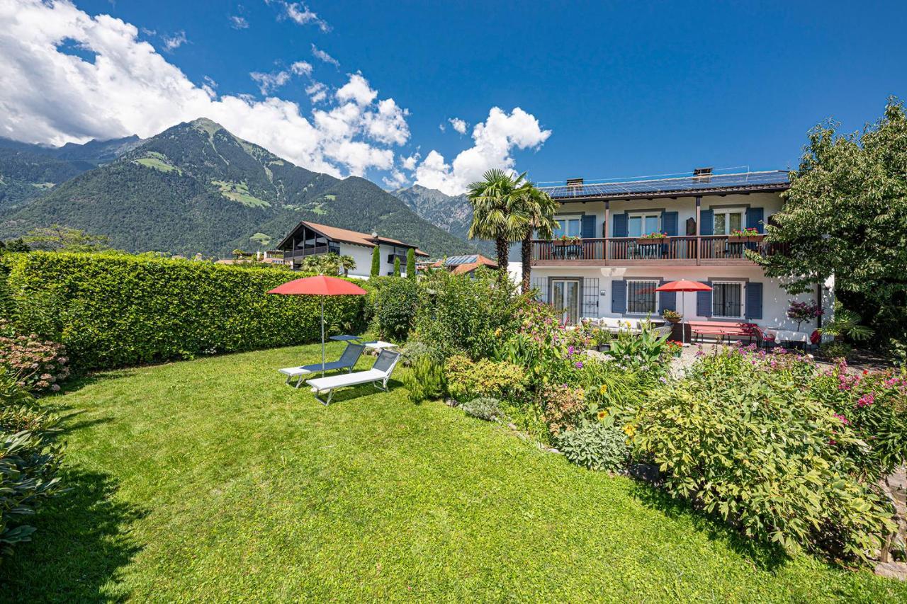 Villa Ladurner Tirolo Exterior foto